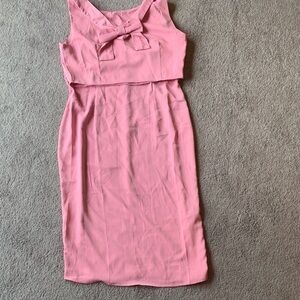 Elegant Pink Sleeveless Dress